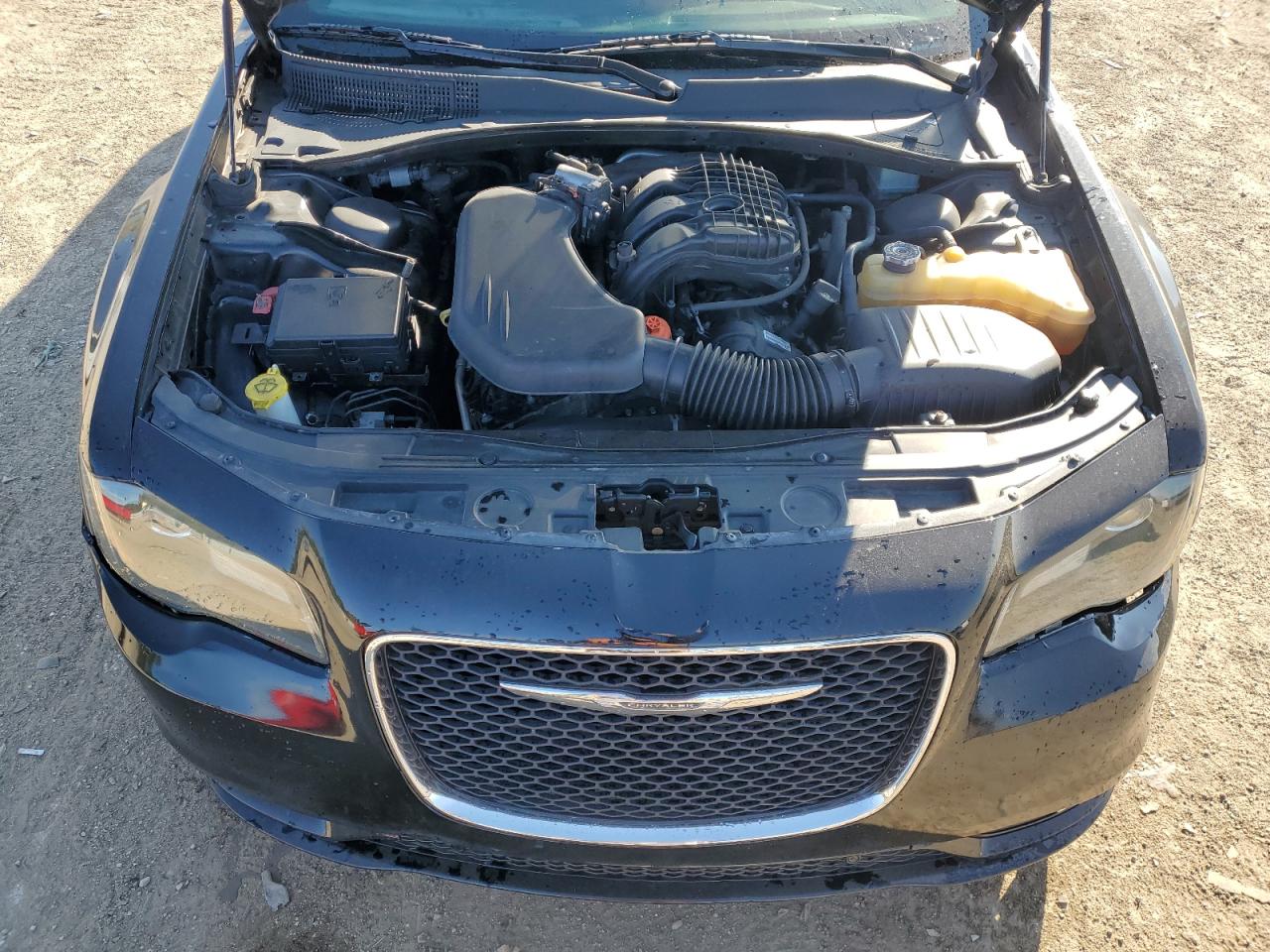 2017 Chrysler 300 S VIN: 2C3CCAGG0HH553465 Lot: 90721995