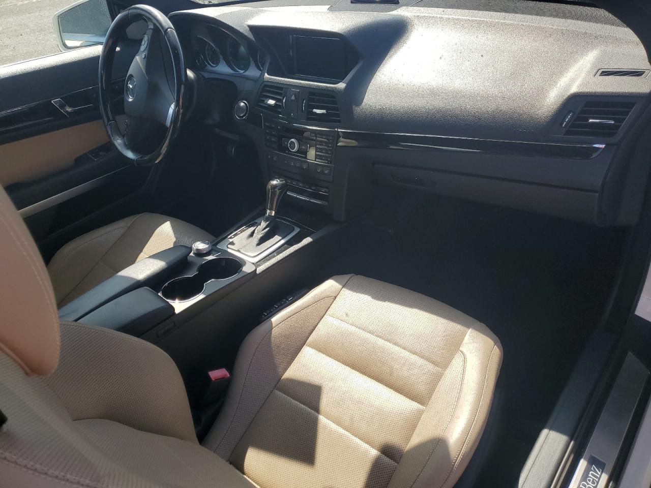 2010 Mercedes-Benz E 550 VIN: WDDKJ7CB8AF046935 Lot: 84298985