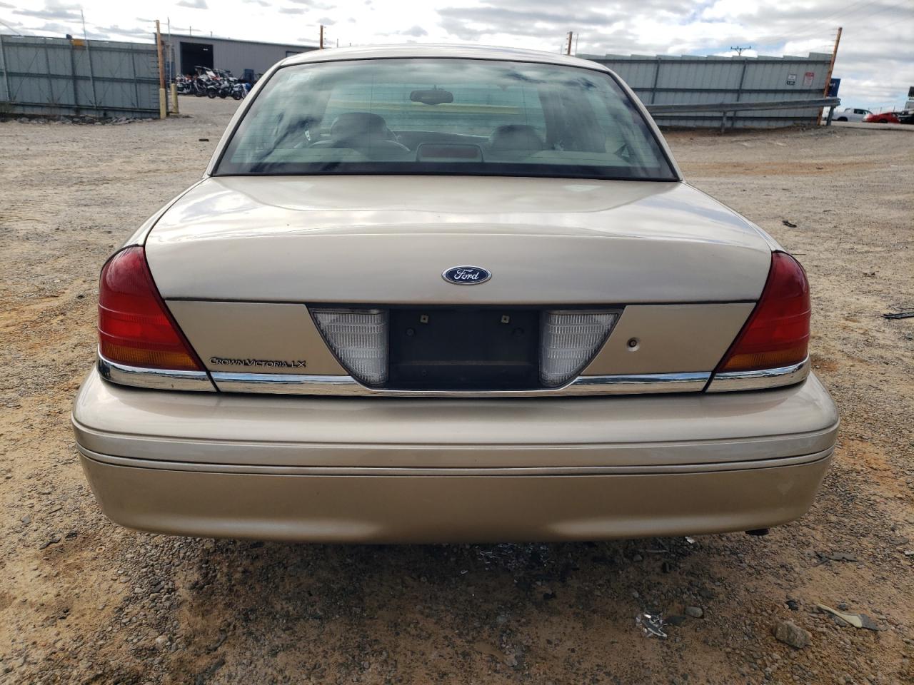 1999 Ford Crown Victoria Lx VIN: 2FAFP74W1XX143070 Lot: 86447065