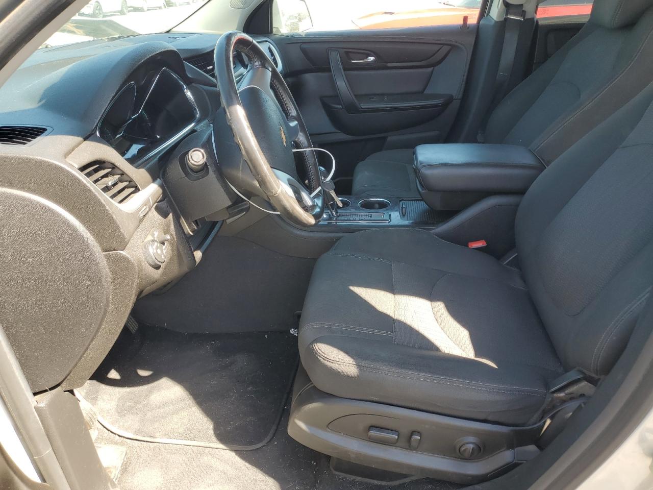 2017 Chevrolet Traverse Lt VIN: 1GNKRGKD5HJ347991 Lot: 84549105