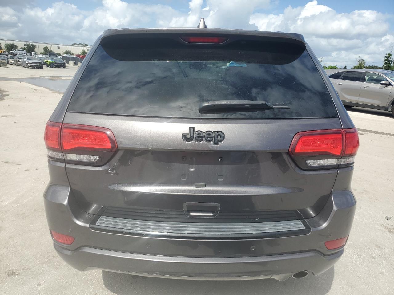 2017 Jeep Grand Cherokee Laredo VIN: 1C4RJEAG1HC930027 Lot: 85717455