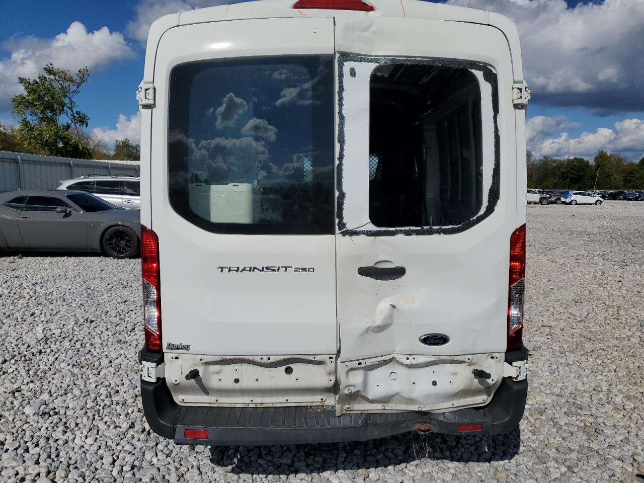 2015 Ford Transit T-250 VIN: 1FTNR2CM0FKA99048 Lot: 85722615