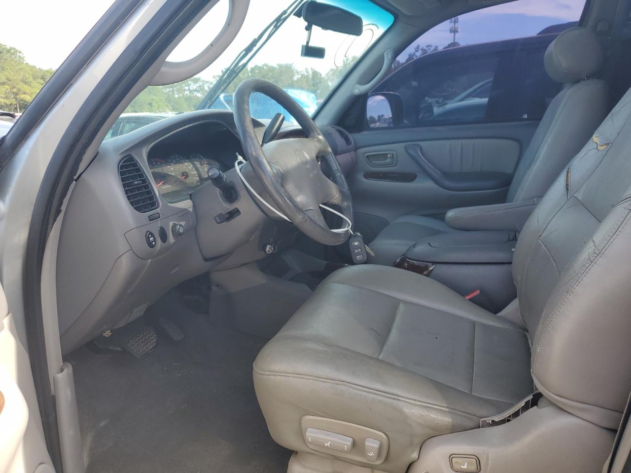 2002 Toyota Sequoia Limited VIN: 5TDZT38A32S136524 Lot: 87205915