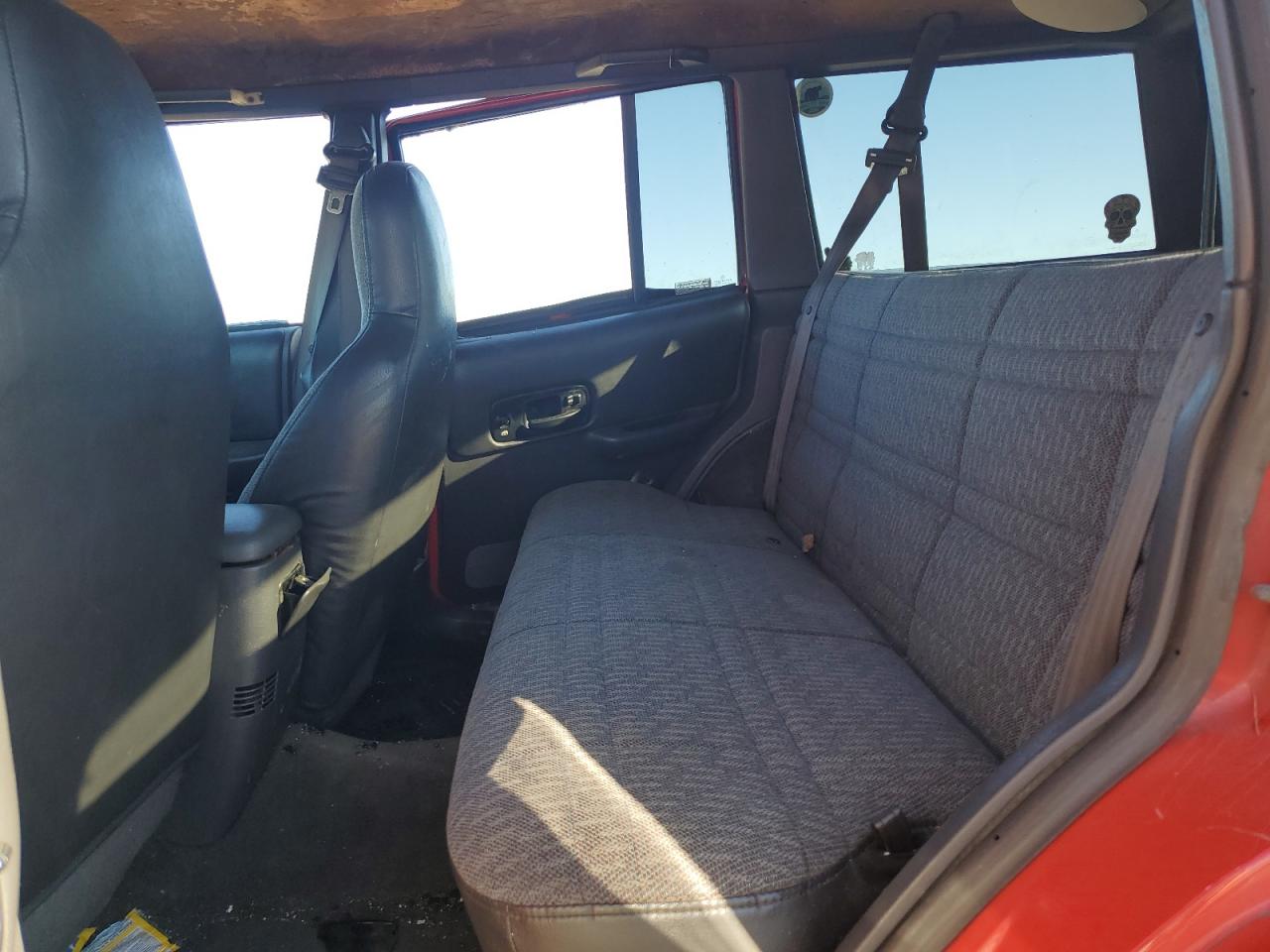 1999 Jeep Cherokee Sport VIN: 1J4FF68S1XL569539 Lot: 85917195