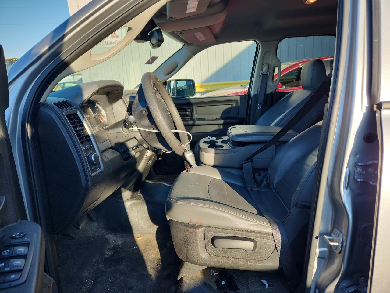 2019 Ram 1500 Classic Tradesman VIN: 1C6RR6FG7KS716610 Lot: 86262815