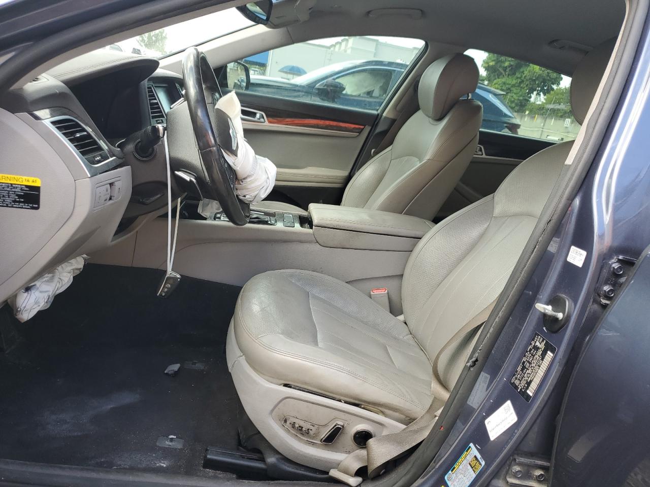 2016 Hyundai Genesis 3.8L VIN: KMHGN4JE3GU121167 Lot: 85186105