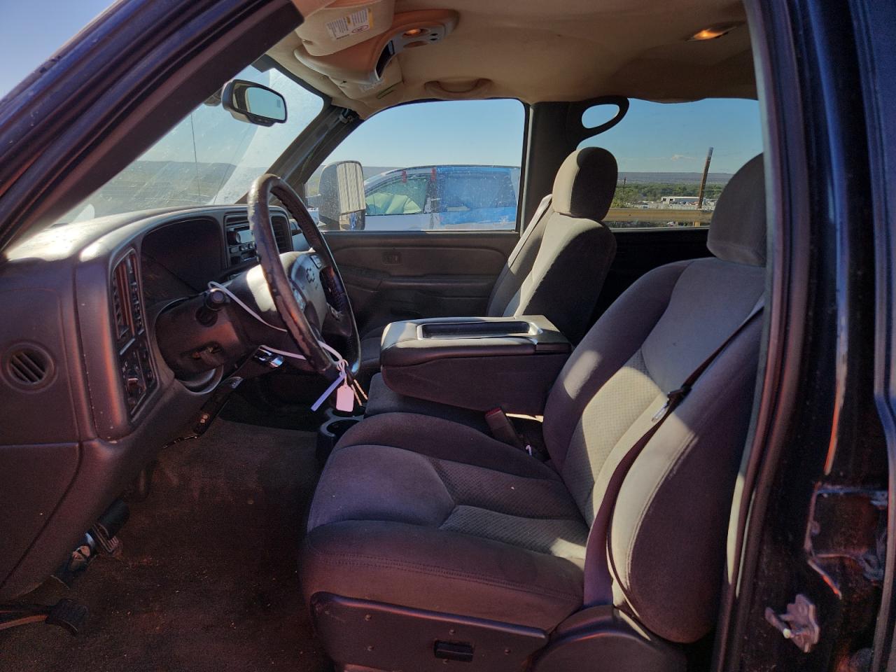 2005 Chevrolet Silverado K2500 Heavy Duty VIN: 1GCHK23U75F855712 Lot: 84422595