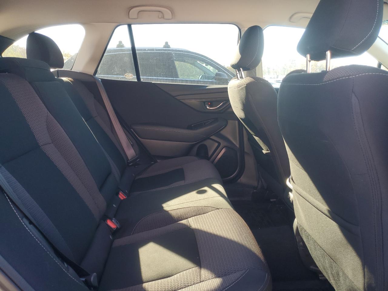 2022 Subaru Outback Premium VIN: 4S4BTACC1N3176634 Lot: 87438095