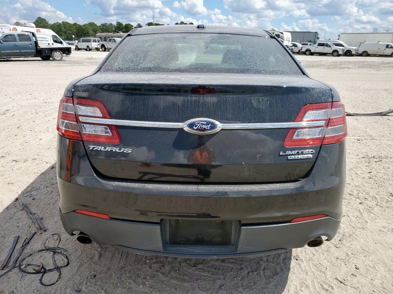 2015 Ford Taurus Limited VIN: 1FAHP2F84FG118680 Lot: 85324555
