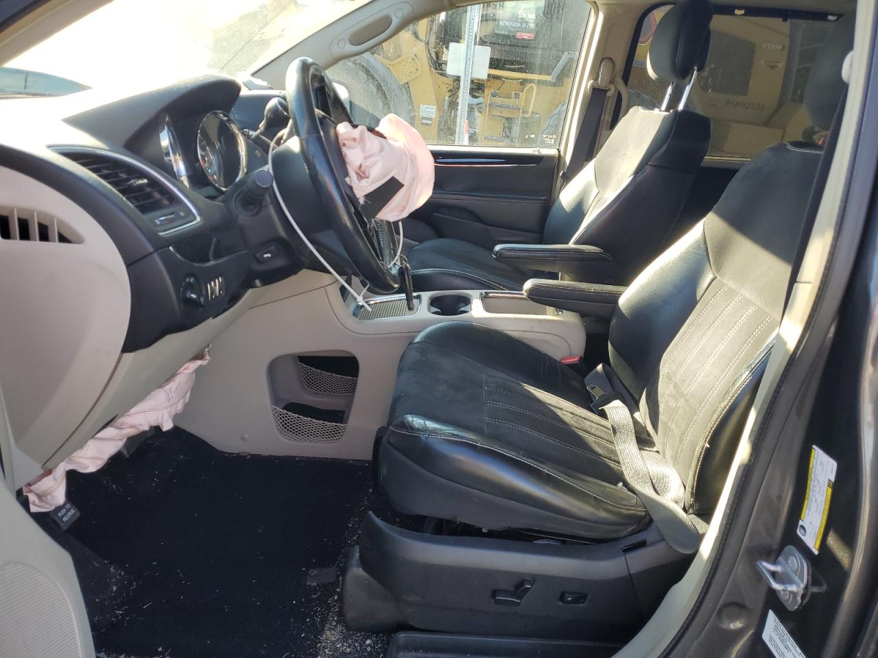 2014 Chrysler Town & Country Touring L VIN: 2C4RC1CG4ER338737 Lot: 87011735