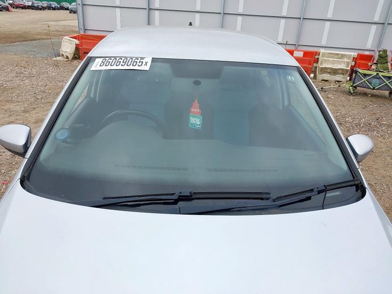 2011 VOLKSWAGEN POLO BLUEMOTION TDI 