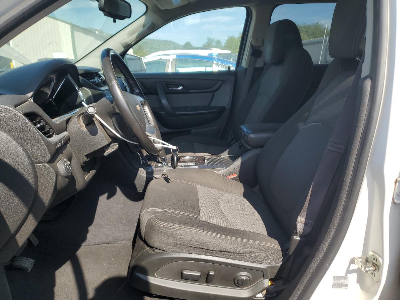 2015 Chevrolet Traverse Lt VIN: 1GNKRGKD4FJ244204 Lot: 82188905