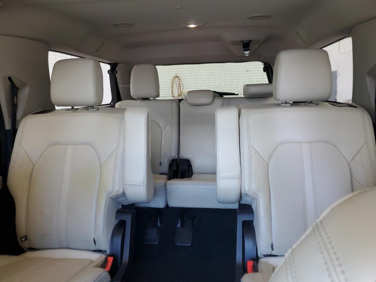 2020 Ford Expedition Max Platinum VIN: 1FMJK1MT4LEA05536 Lot: 85120925