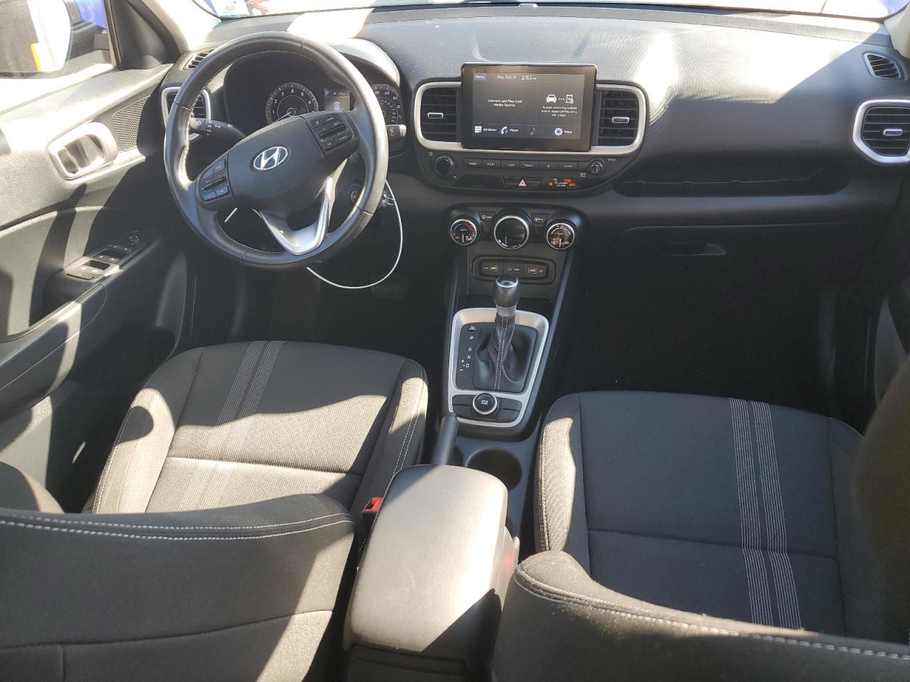 2022 Hyundai Venue Sel VIN: KMHRC8A38NU172858 Lot: 85390705