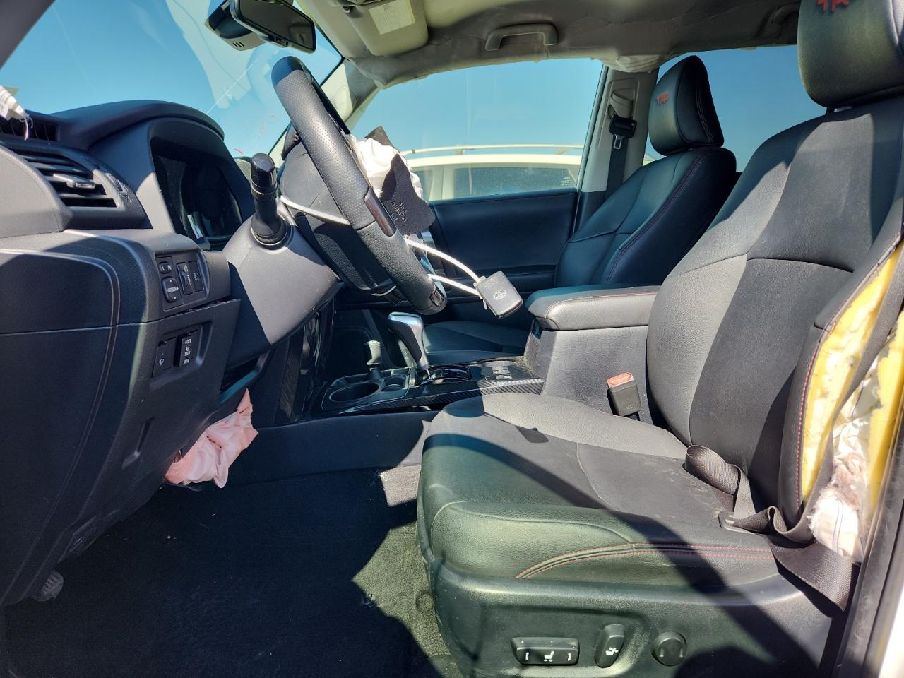 2020 Toyota 4Runner Sr5/Sr5 Premium VIN: JTEBU5JR6L5822747 Lot: 84813005