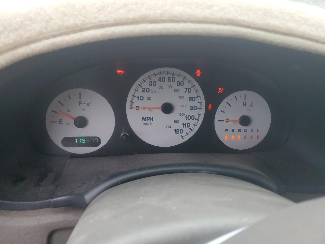 2003 Dodge Caravan Se VIN: 1D4GP25373B225164 Lot: 90470235