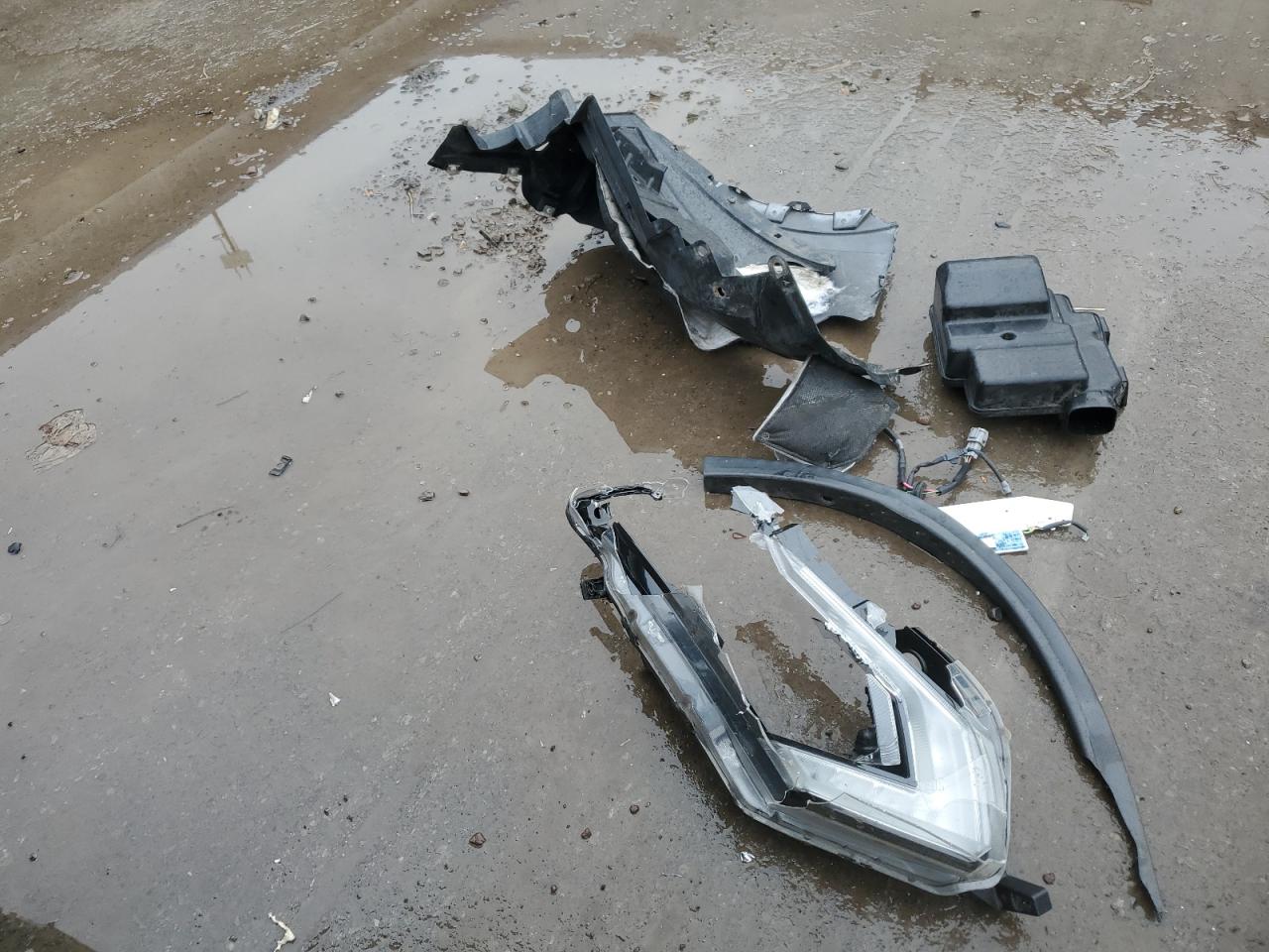 2017 Nissan Rogue S VIN: JN8AT2MV7HW261894 Lot: 85844495