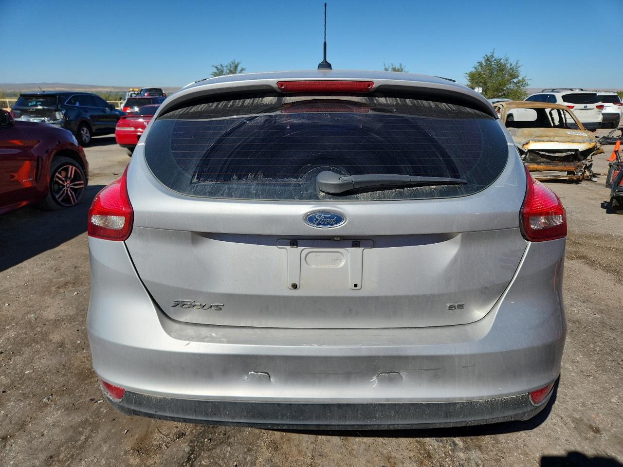 2015 Ford Focus Se VIN: 1FADP3K20FL307243 Lot: 81961735