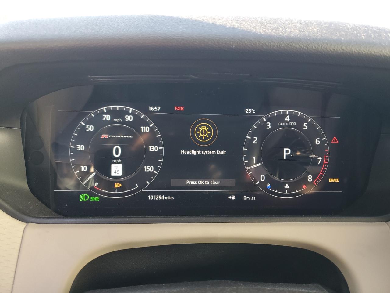 2018 Land Rover Range Rover Velar R-Dynamic Se VIN: SALYL2RX2JA776401 Lot: 85300145