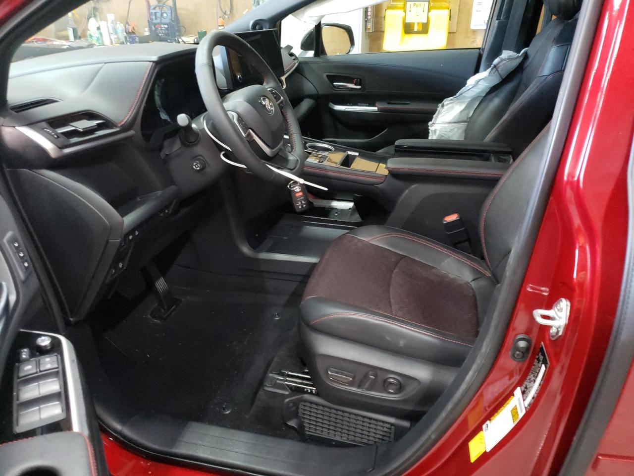 2025 Toyota Sienna Xse VIN: 5TDCSKFC3SS162726 Lot: 85256615