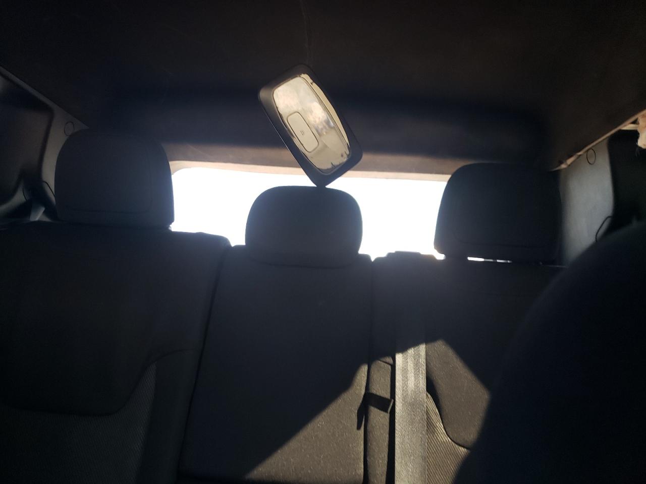 2015 Jeep Renegade Latitude VIN: ZACCJABT8FPB91726 Lot: 84721045