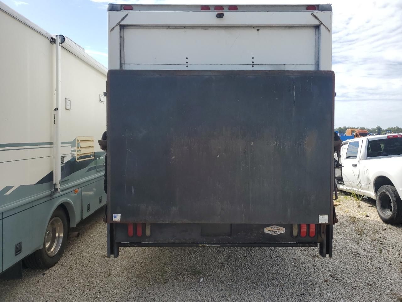 2006 Isuzu Npr VIN: 4KLB4B1U26J800960 Lot: 81281725