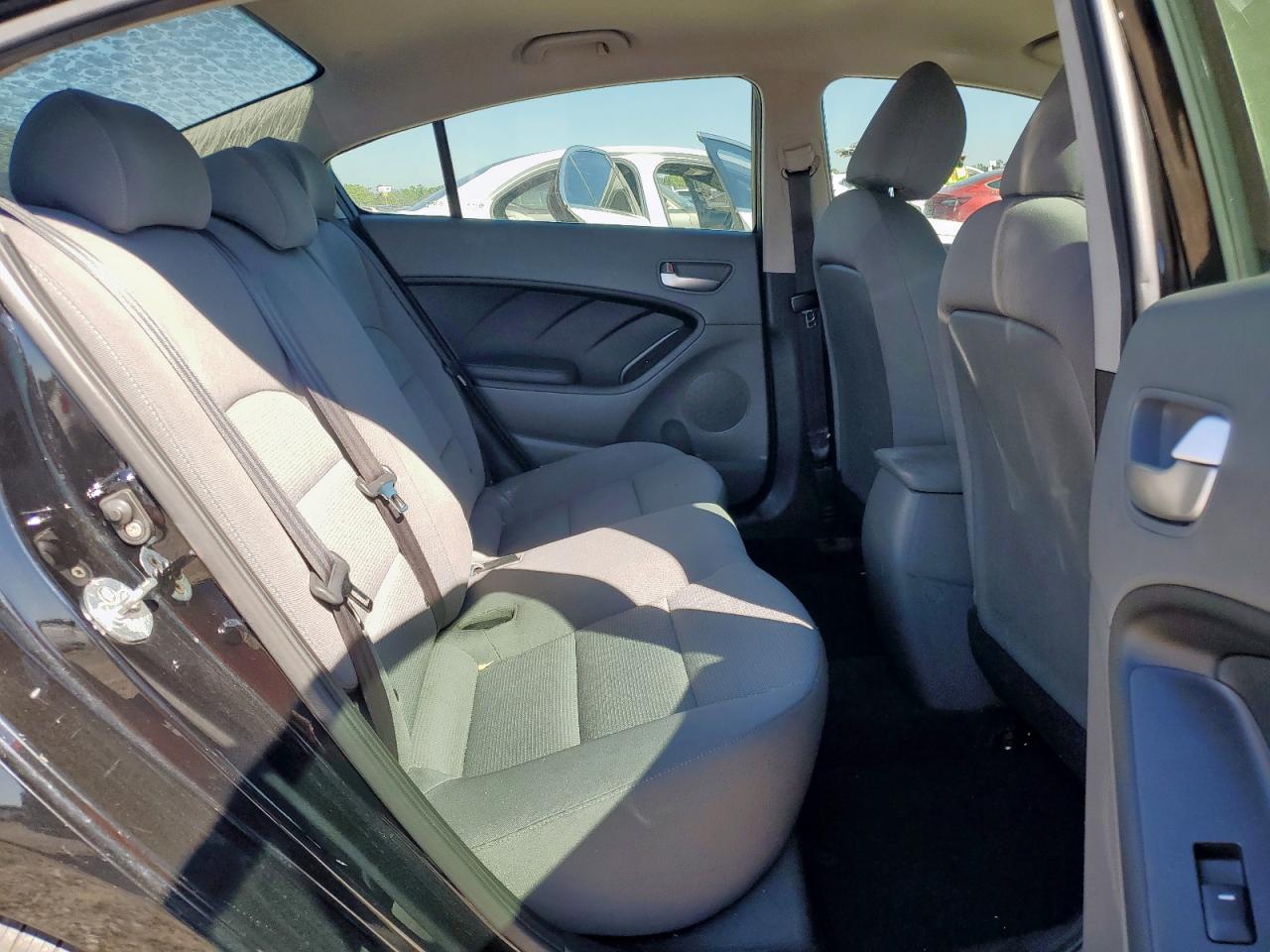 2017 Kia Forte Lx VIN: 3KPFK4A72HE097406 Lot: 90719015