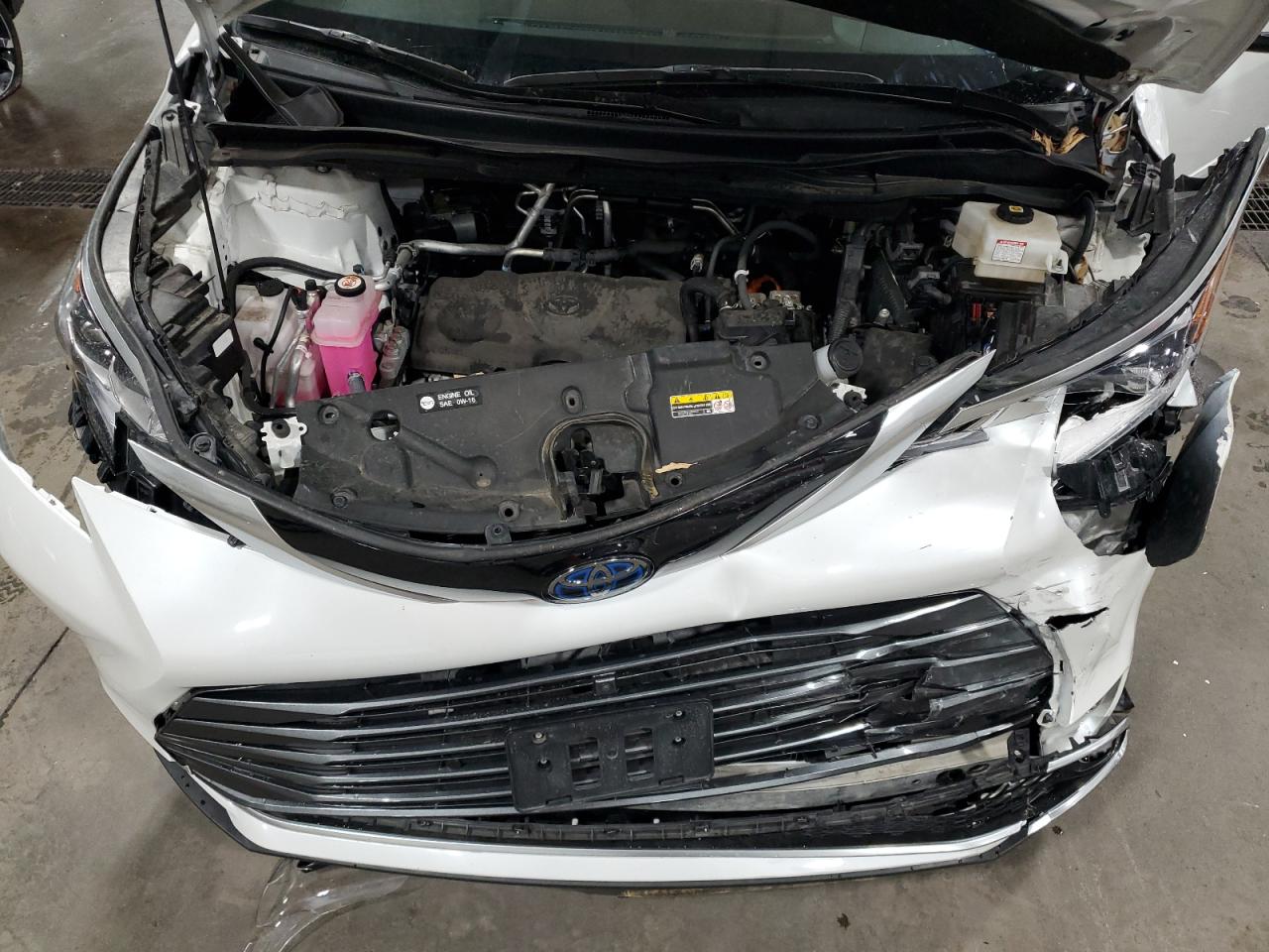 2022 Toyota Sienna Limited VIN: 5TDERKECXNS122136 Lot: 85002565