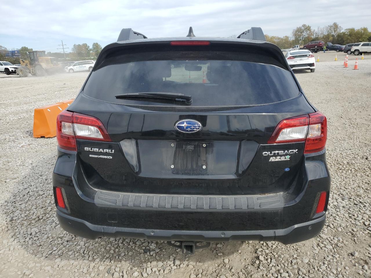 2017 Subaru Outback 2.5I Limited VIN: 4S4BSANC0H3344557 Lot: 82651365