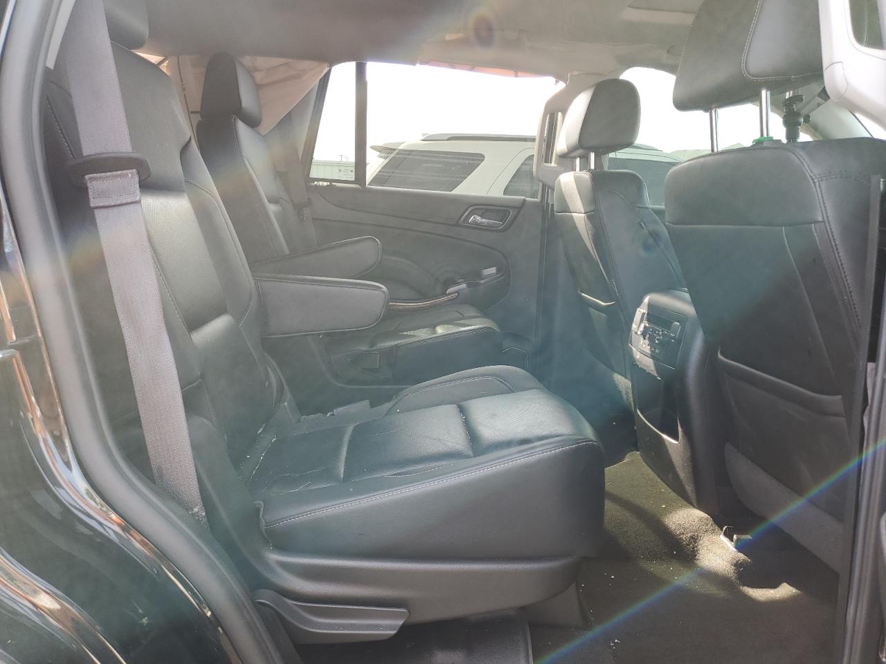 2017 Chevrolet Tahoe K1500 Premier VIN: 1GNSKCKC5HR111931 Lot: 84799095