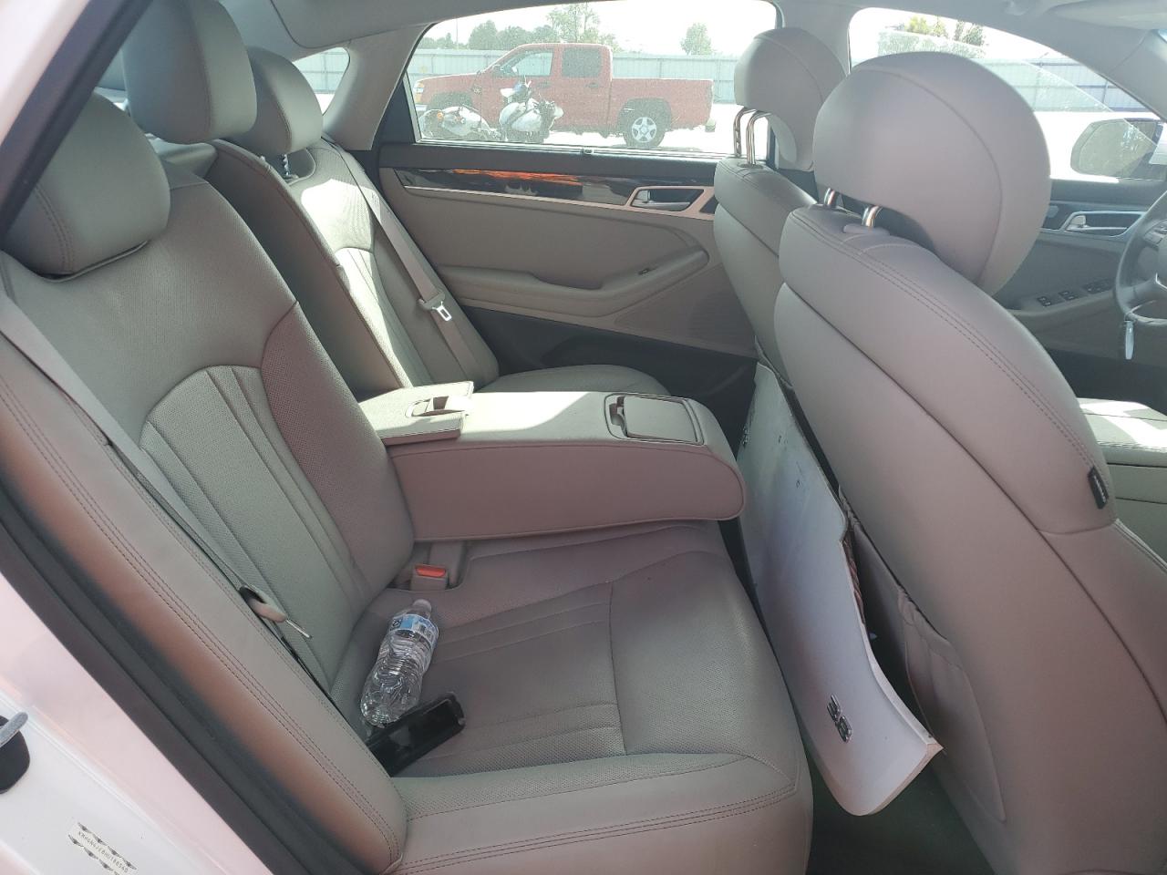 2017 Genesis G80 VIN: KMHGN4JE8HU188560 Lot: 81878885