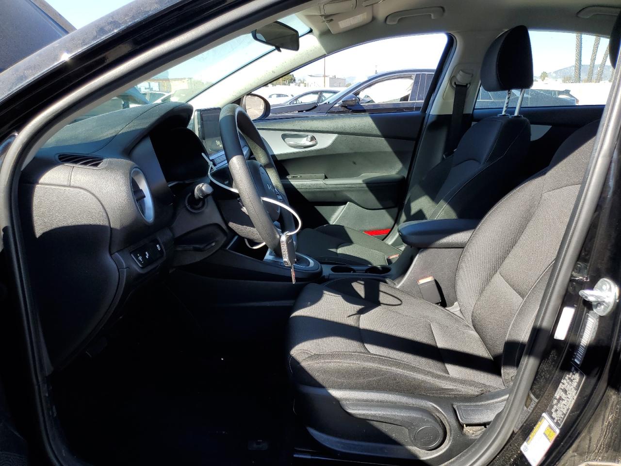 2024 Kia Forte Lx VIN: 3KPF24AD2RE810859 Lot: 90053775