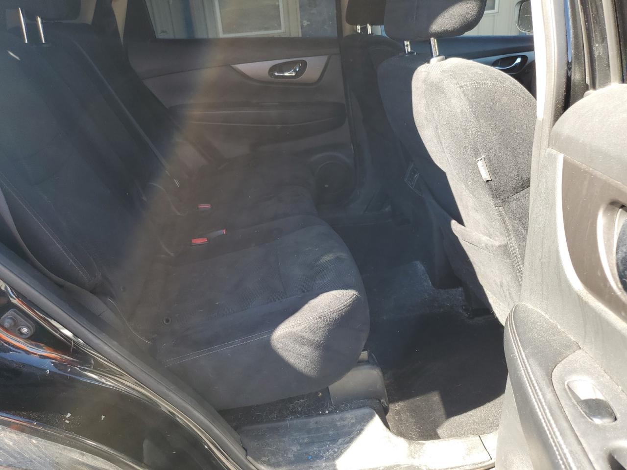 2015 Nissan Rogue S VIN: 5N1AT2MV0FC848010 Lot: 84568045