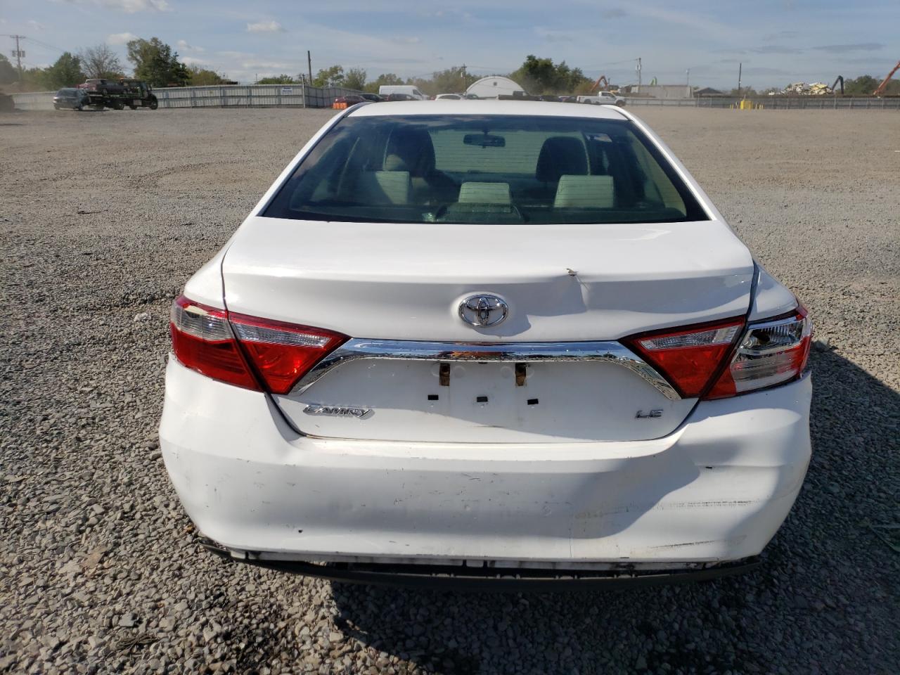 2015 Toyota Camry Le VIN: 4T1BF1FK3FU963039 Lot: 84807585