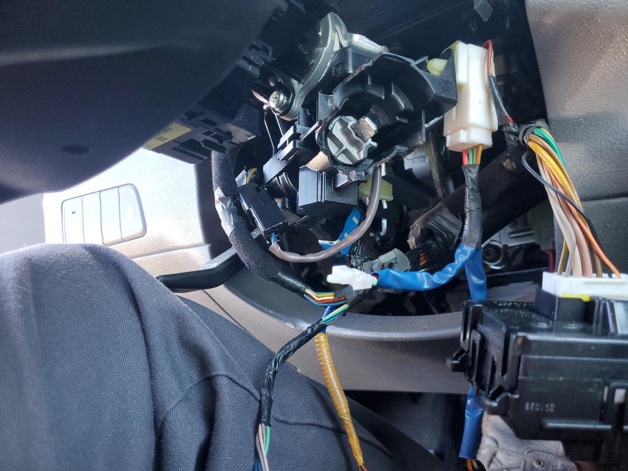 2012 Hyundai Elantra Gls VIN: KMHDH4AE4CU419859 Lot: 82267225