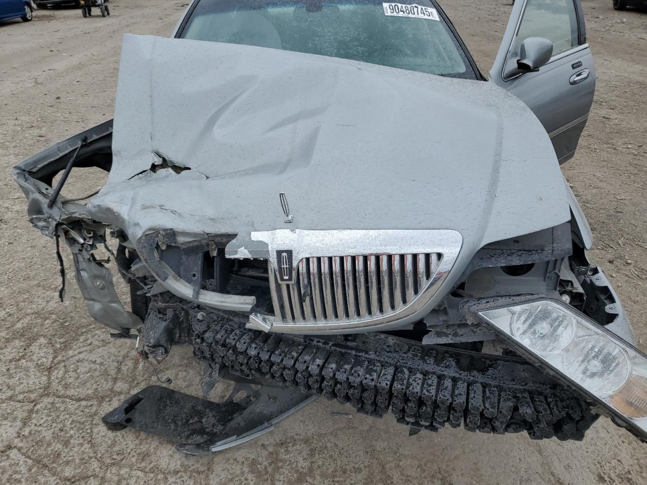 2006 Lincoln Town Car Signature Limited VIN: 1LNHM82V46Y649756 Lot: 90480745