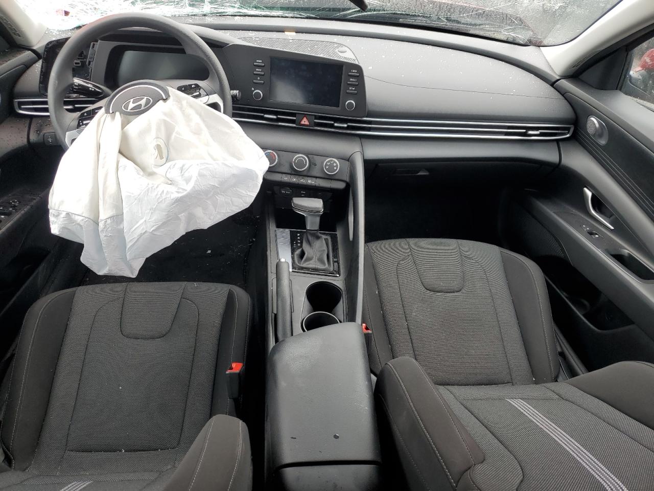 2025 Hyundai Elantra Se VIN: KMHLL4DG3SU950153 Lot: 82401495