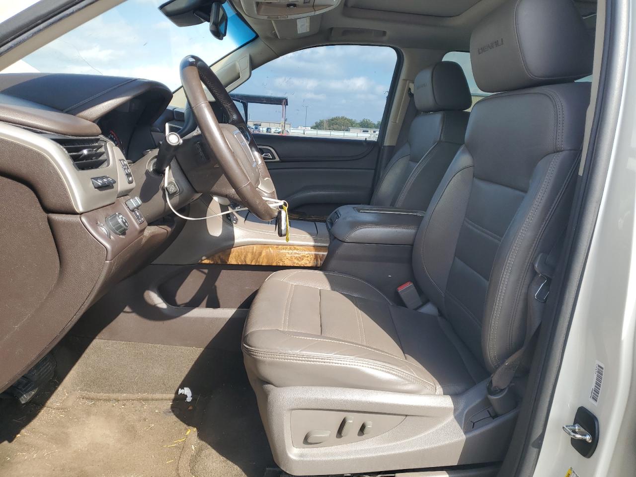 2015 GMC Yukon Xl Denali VIN: 1GKS1JKJ9FR741211 Lot: 87225015