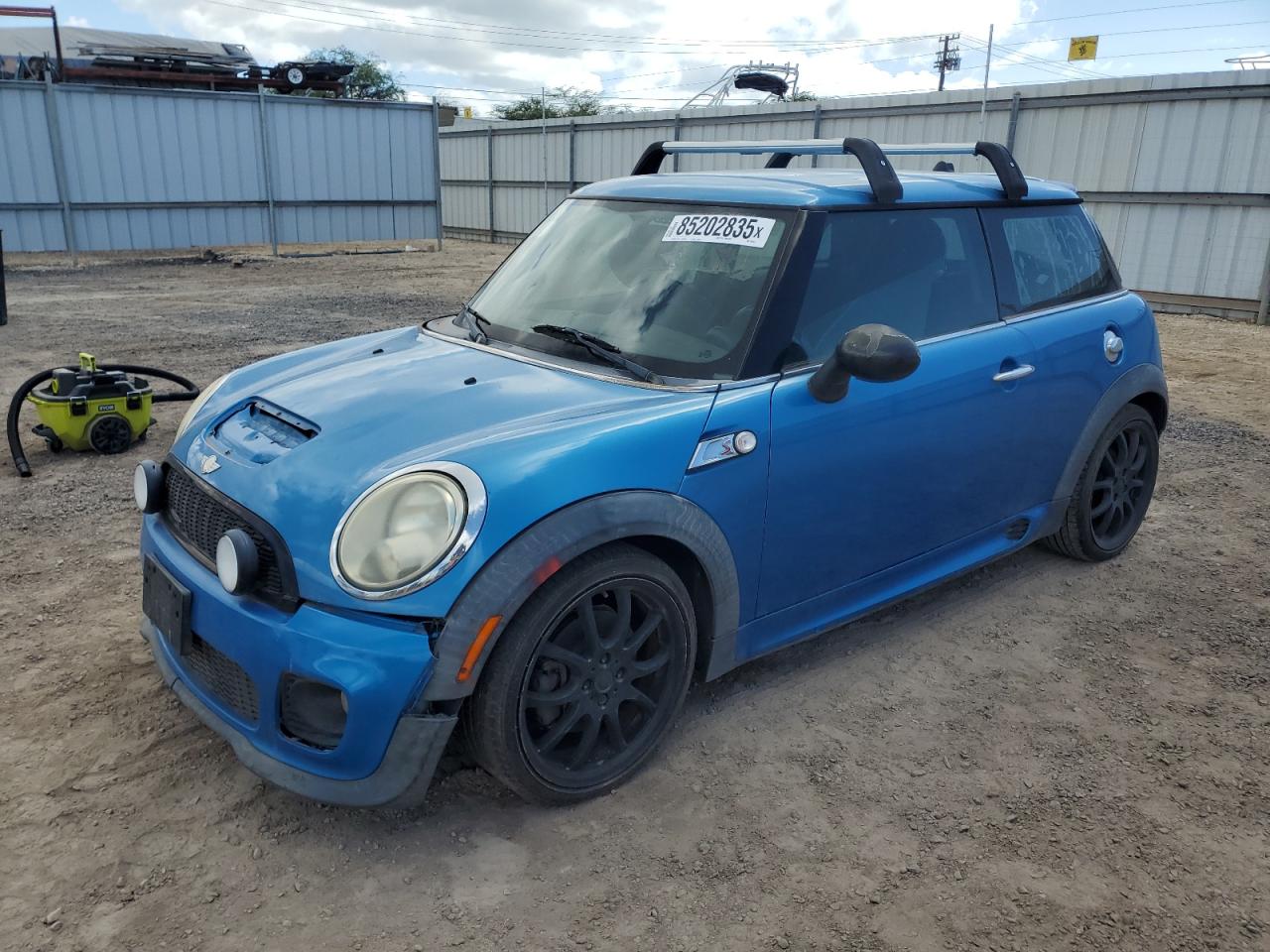 2008 Mini Cooper S blue hatchback gasoline WMWMF73518TT86953 photo #1