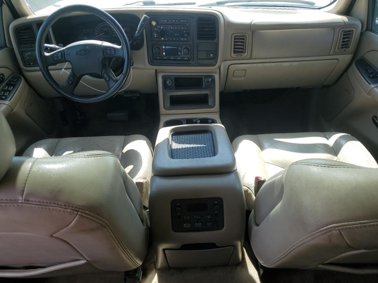 2006 Chevrolet Suburban C1500 VIN: 1GNEC16ZX6J125056 Lot: 81976985