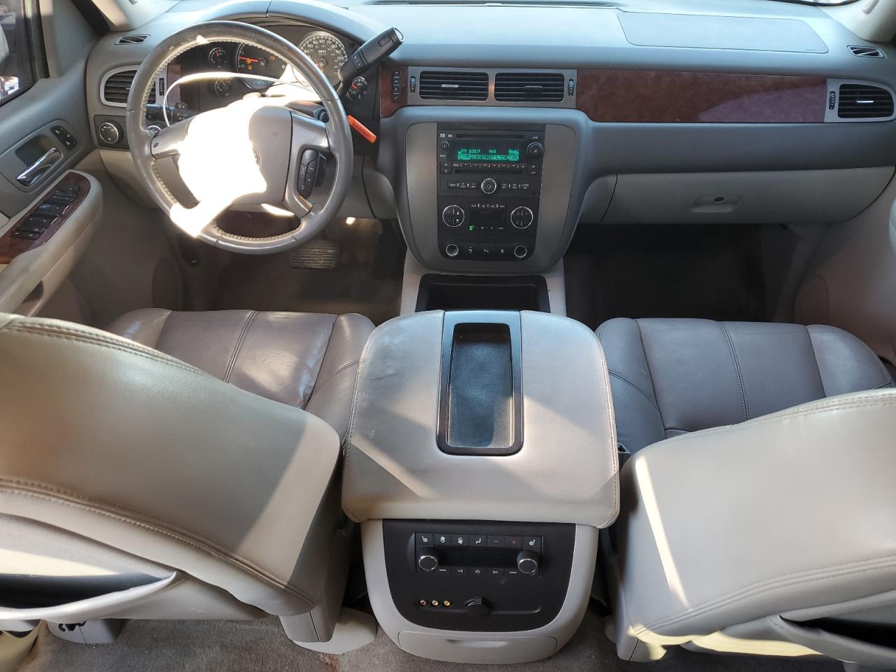 2009 GMC Yukon Slt VIN: 1GKFK33009R151452 Lot: 84011485