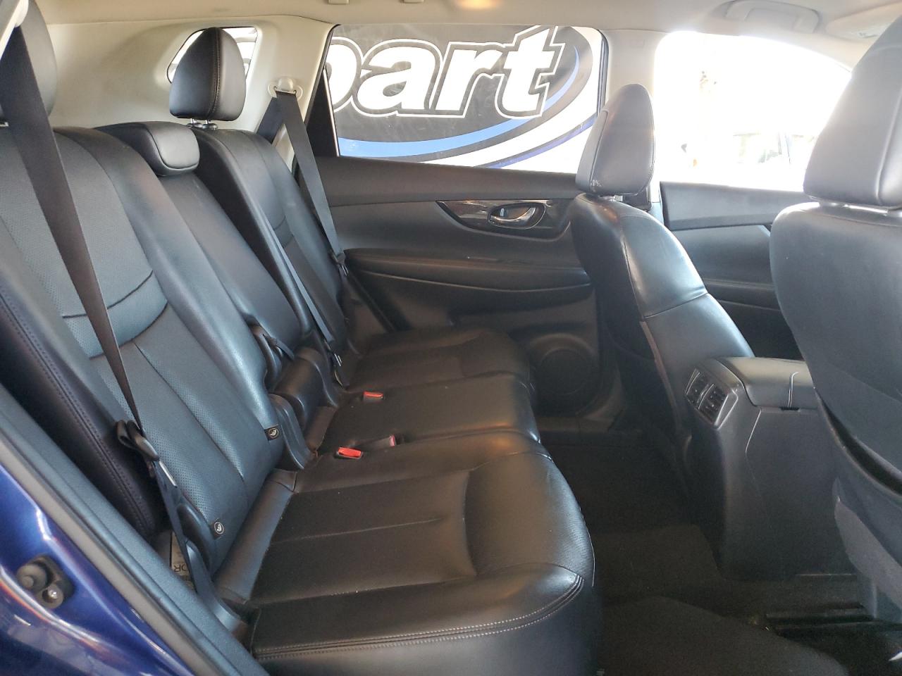 2017 Nissan Rogue S VIN: JN8AT2MT0HW148111 Lot: 82391485