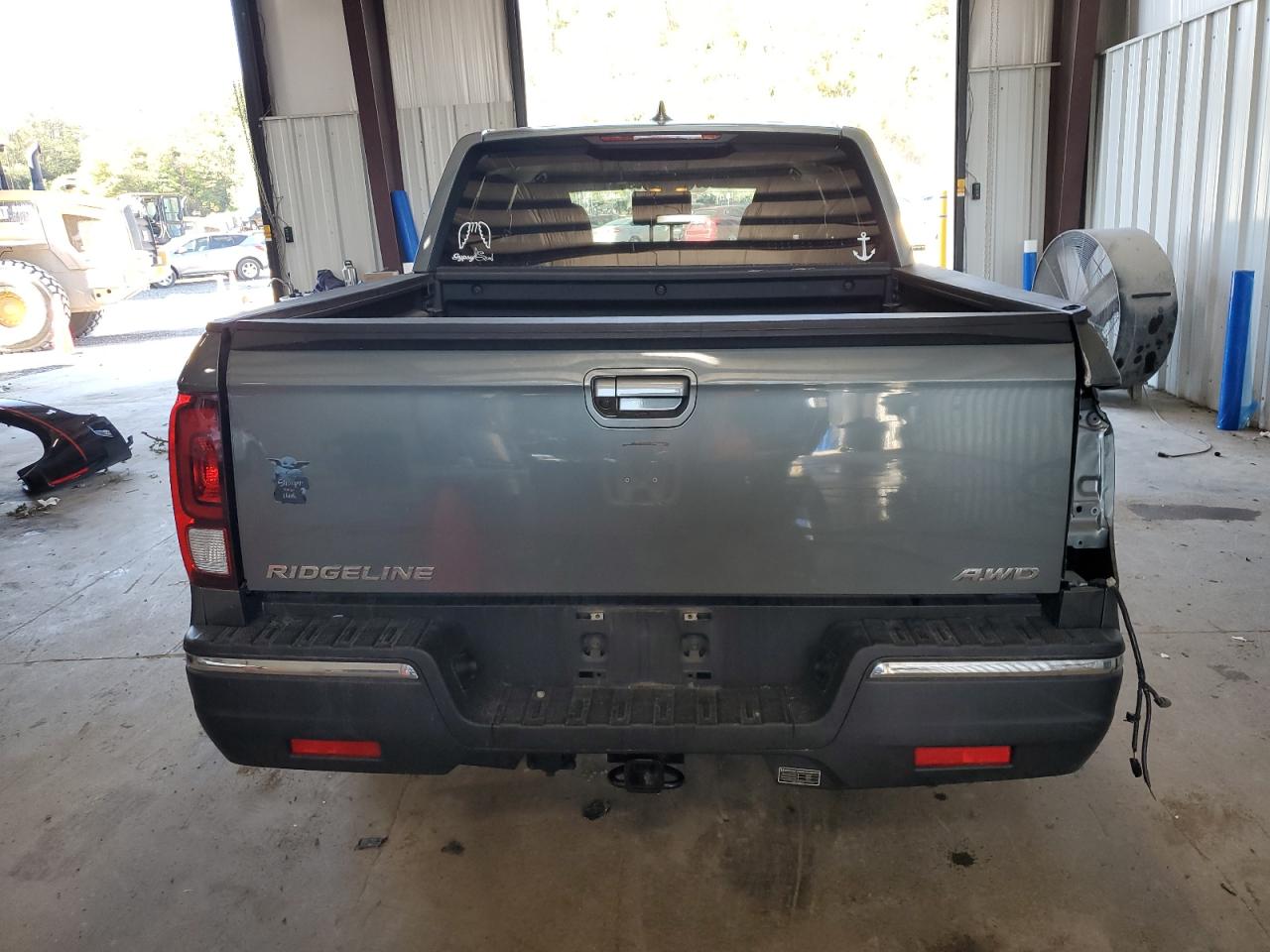 2017 Honda Ridgeline Rtl VIN: 5FPYK3F50HB012347 Lot: 81907195