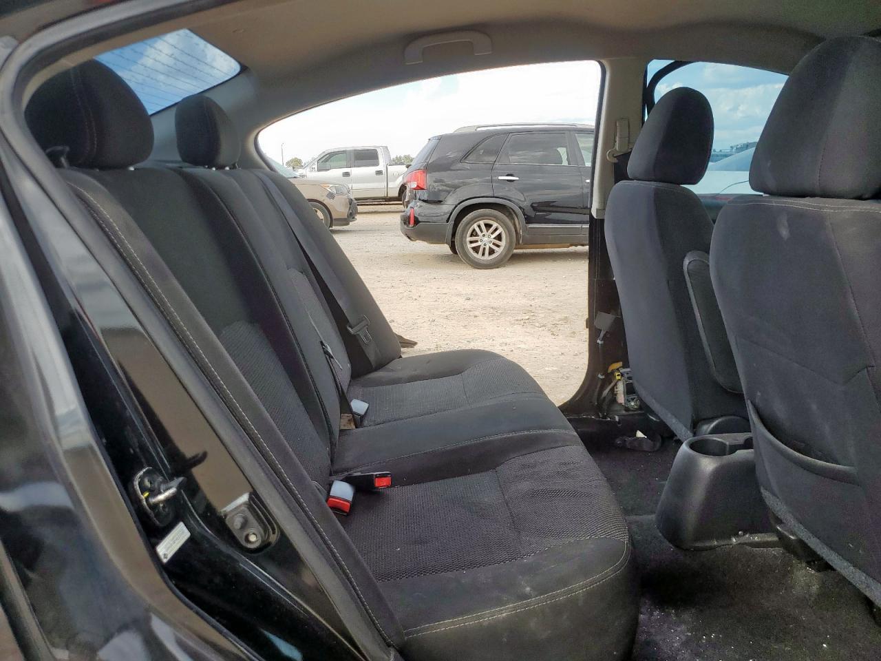 2019 Nissan Versa S VIN: 3N1CN7AP7KL835380 Lot: 82272145