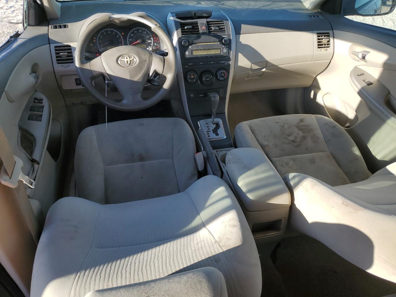 2010 Toyota Corolla Base VIN: 1NXBU4EE0AZ217692 Lot: 82447765