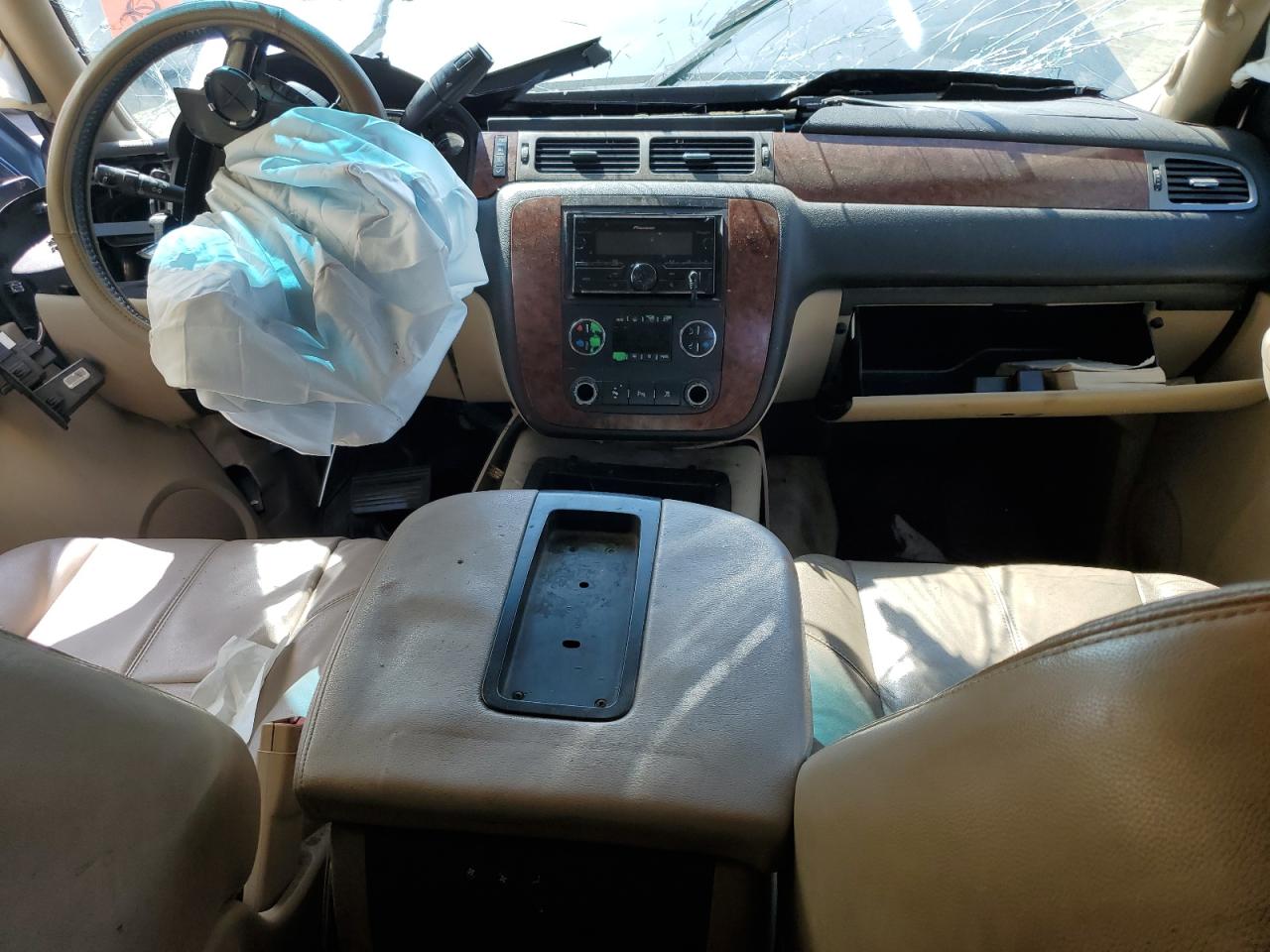 2008 Chevrolet Tahoe C1500 VIN: 1GNFC13J28R269384 Lot: 84879365