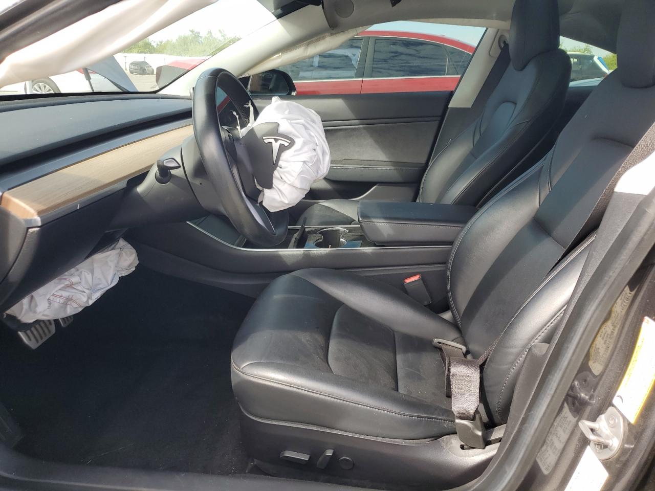 2019 Tesla Model 3 VIN: 5YJ3E1EB0KF413538 Lot: 84941565