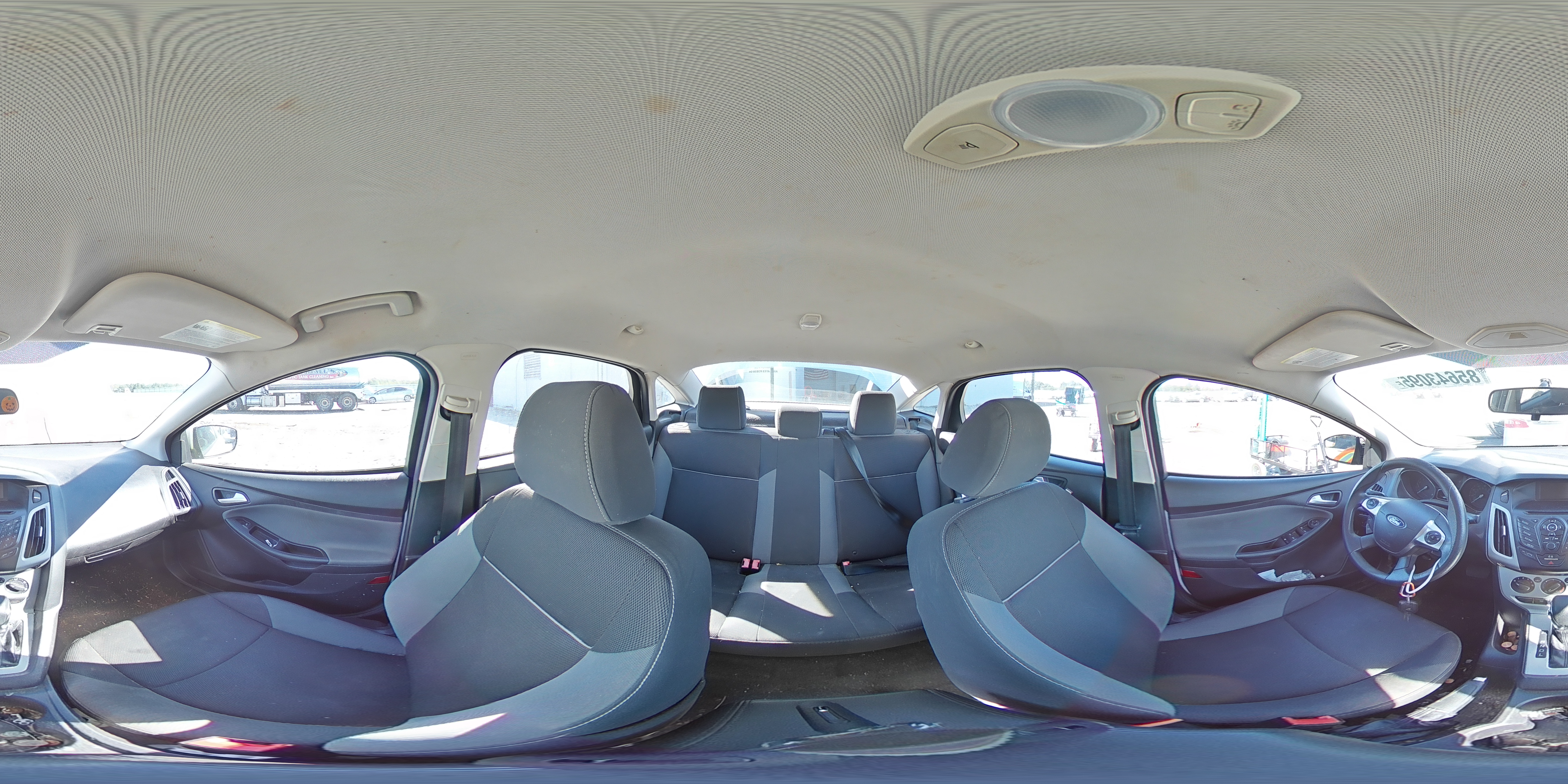 2014 Ford Focus Se VIN: 1FADP3F27EL392543 Lot: 85643095