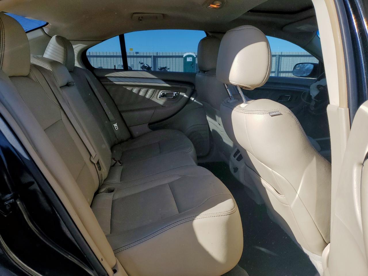 2015 Ford Taurus Sel VIN: 1FAHP2E81FG131680 Lot: 90516795