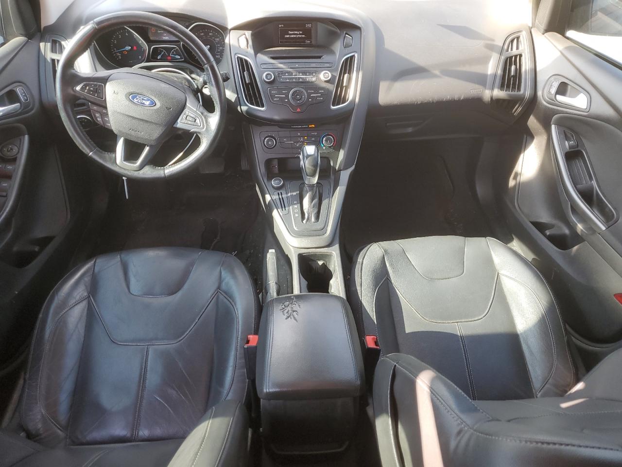 2015 Ford Focus Se VIN: 1FADP3K20FL210432 Lot: 86124805